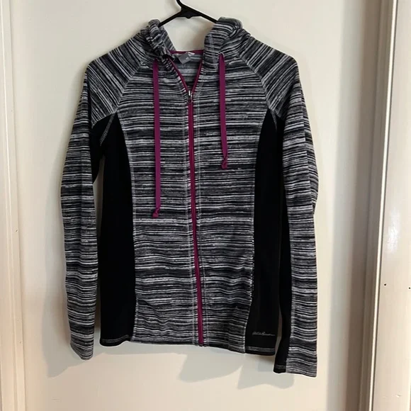 Women’s XS hooded fleece zip-up - Picture 1 of 4